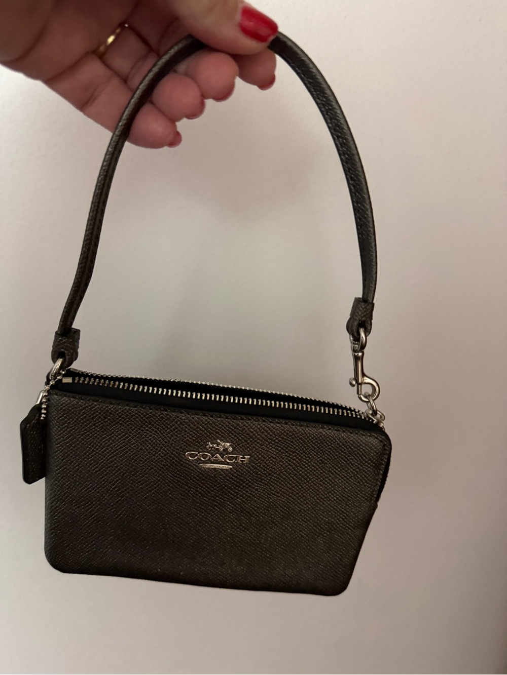 Coach Black Metallic Crossgrain Leather Corner Zip Wristlet Wallet Clutch EUC - Picture 9 of 9